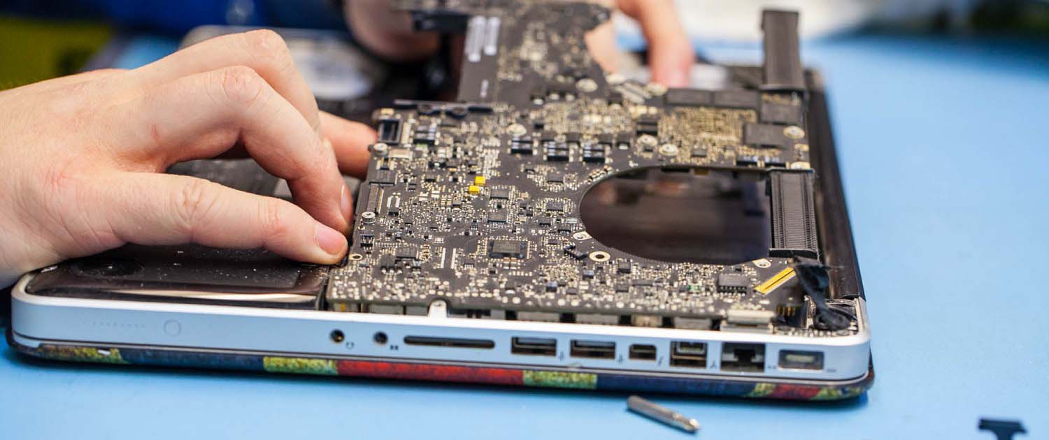 Замена или ремонт видеочипа ноутбука Apple MacBook в Пушкино